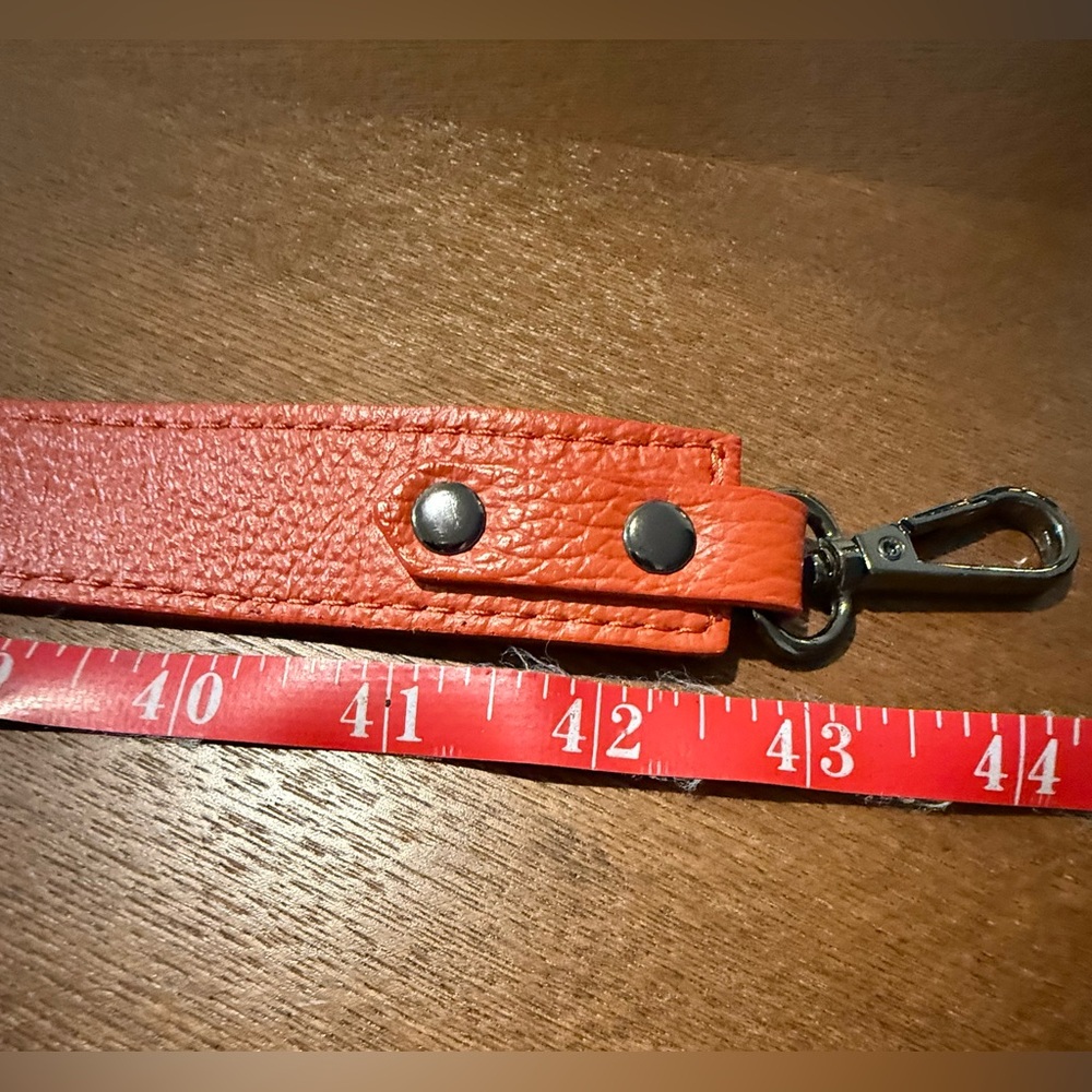 Viola Castellani Small Leather Crossbody Bag - Picture 12 of 16